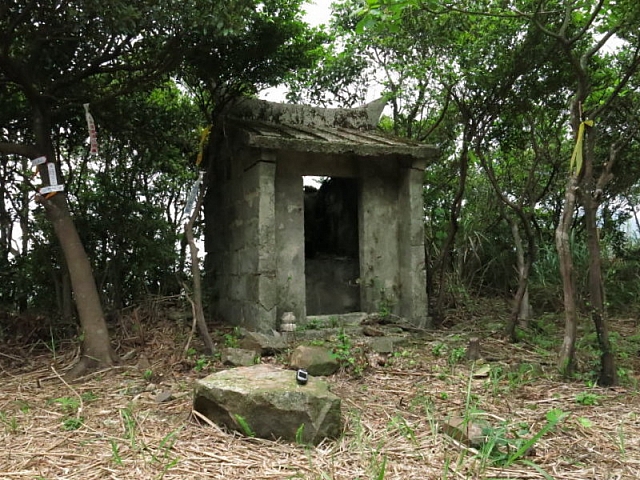 中新山古道土地公廟