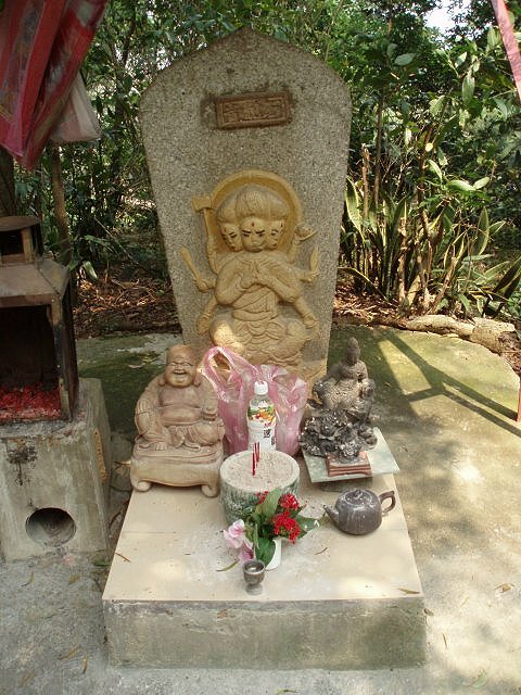 十八尖山石觀音01