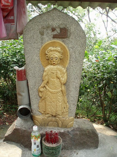 十八尖山石觀音02