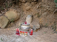 燒碳窩古道上單粒石伯公