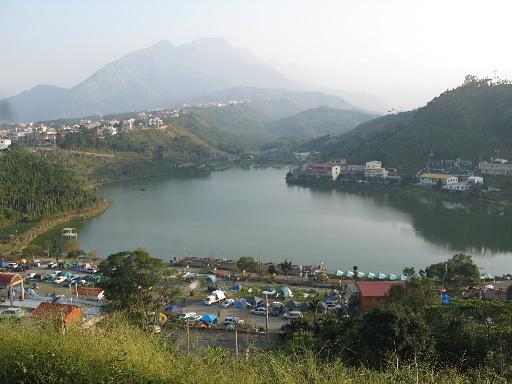 尖子顶山(麒麟山),麒麟潭,锦屏绿隧道,冻顶山 [南投鹿谷]