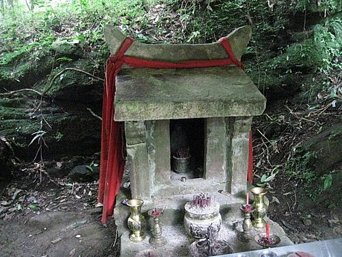 寻找古老土地公庙-平溪